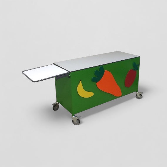 Box front serving trolley