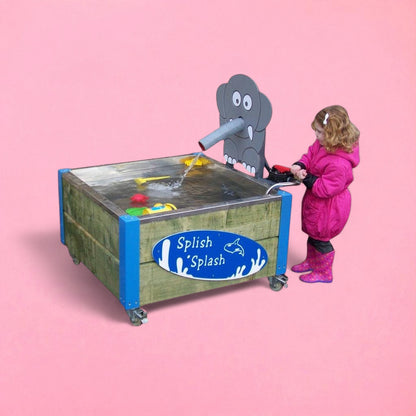 Small elephant water play unit