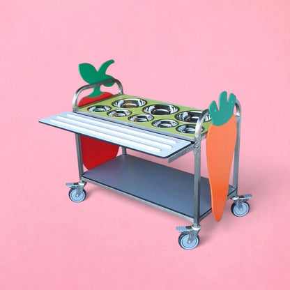 Stainless salad bar with aqua smart tray