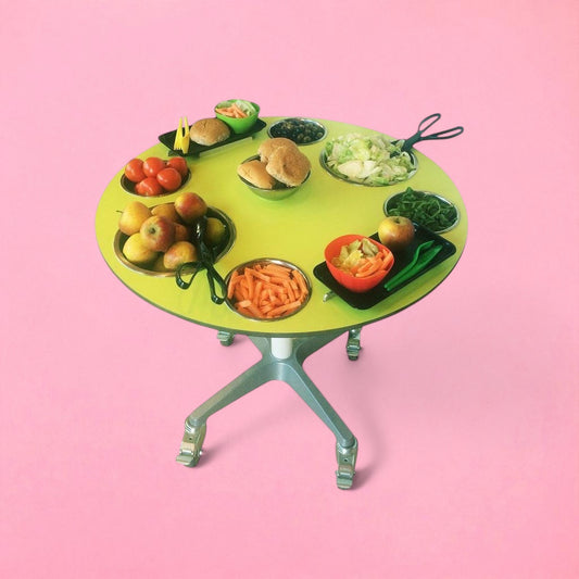 Fold away salad station