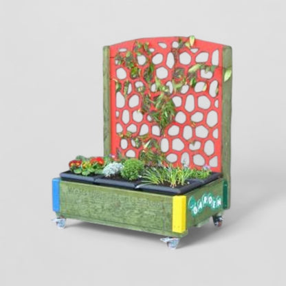 Garden box with trellis