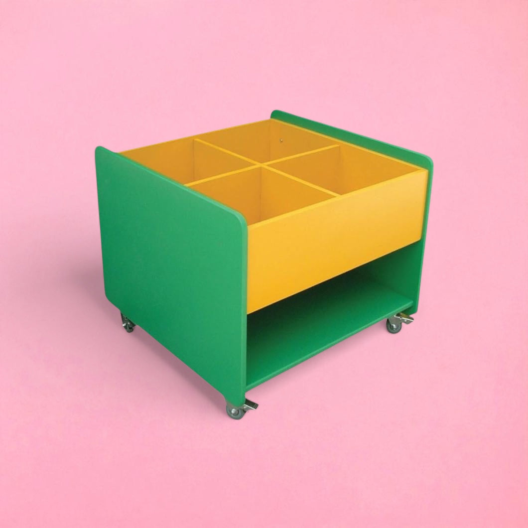 Kinder box book storage on castor wheels
