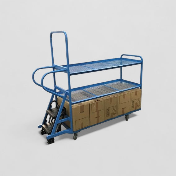 Flat shelf step trolley
