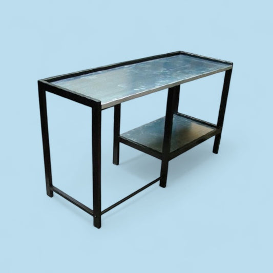 Heavy duty 2 shelf workbench