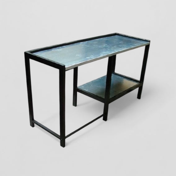 Heavy duty 2 shelf workbench