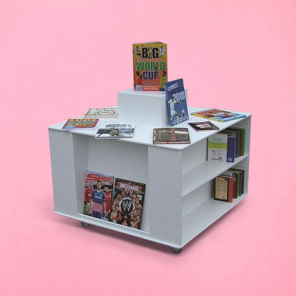 Multishelf square display